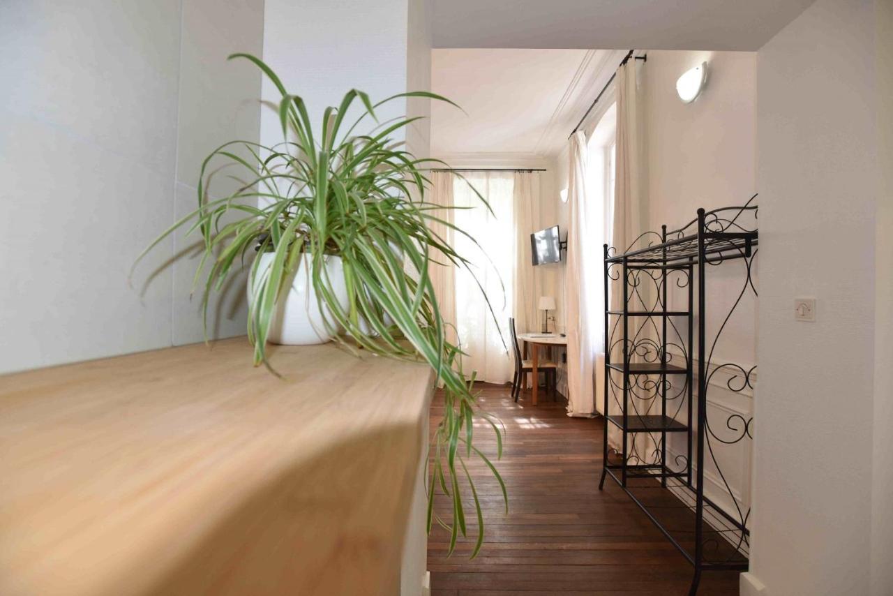 Sainte-Savine オー フィル ドゥ トロワ Bed & Breakfast エクステリア 写真